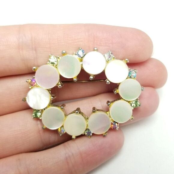 Vintage Pastel Rhinestone and Faux Mother of Pearl Oval Brooch, Retro Lapel Pin - Picture 1 of 6